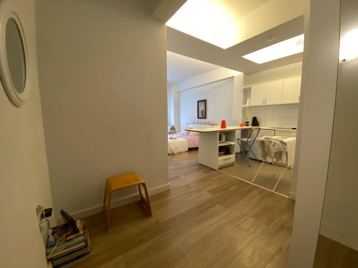 Cozy Studio At Koukaki 아테네 외부 사진
